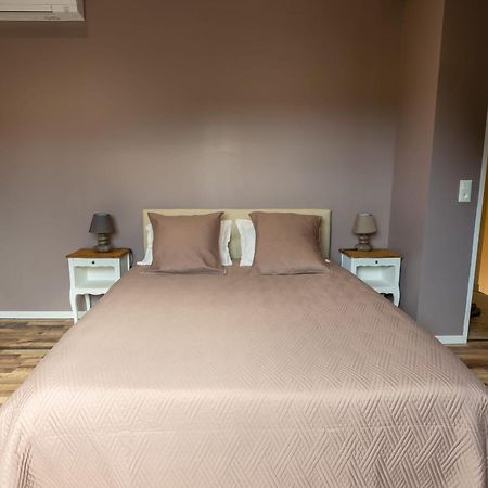 Domaine Des Grands Chenes Bed & Breakfast Preveranges Exterior photo