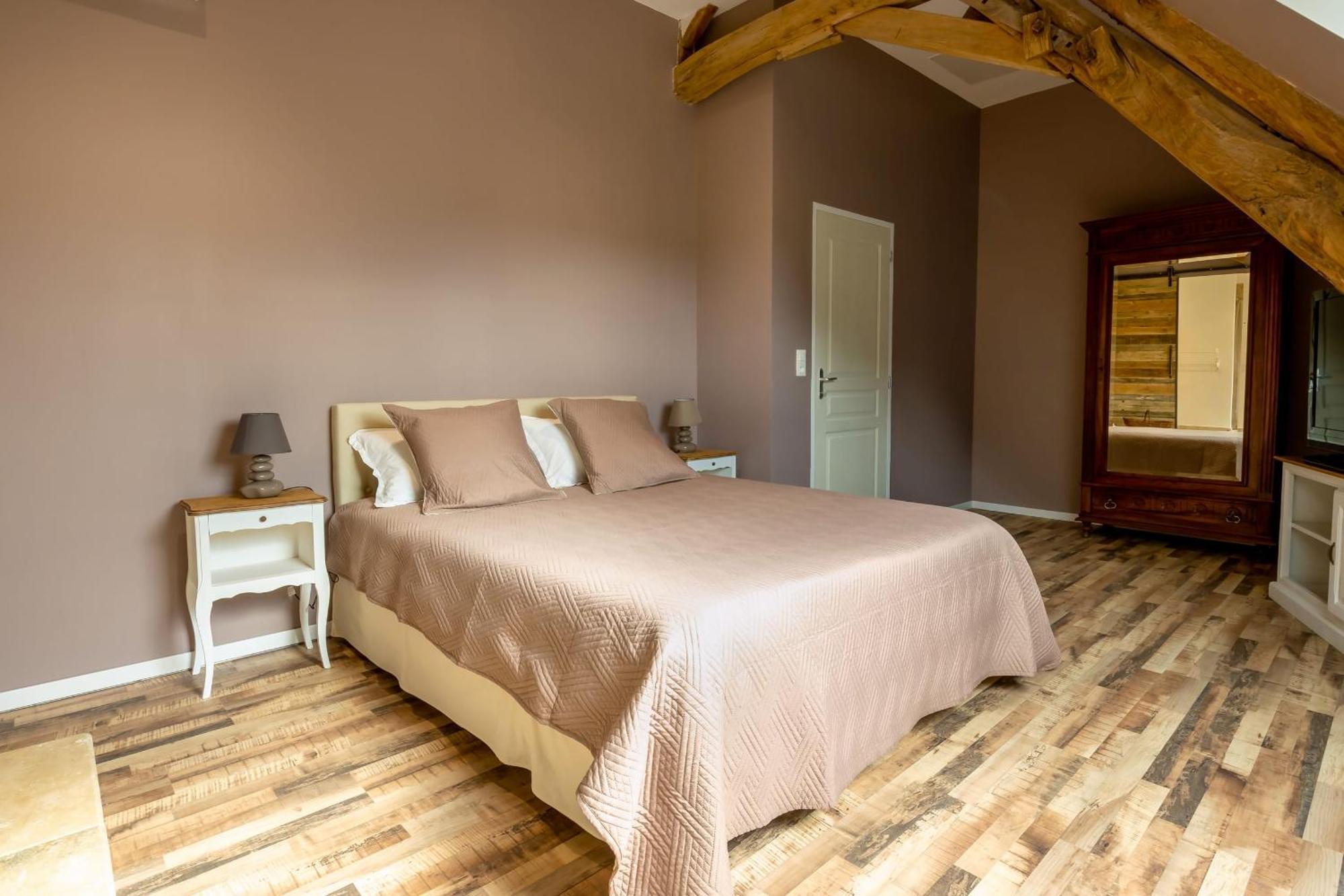 Domaine Des Grands Chenes Bed & Breakfast Preveranges Exterior photo
