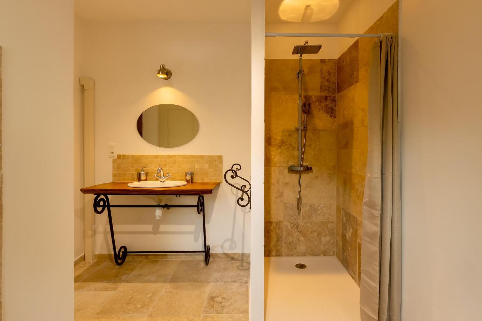 Domaine Des Grands Chenes Bed & Breakfast Preveranges Exterior photo